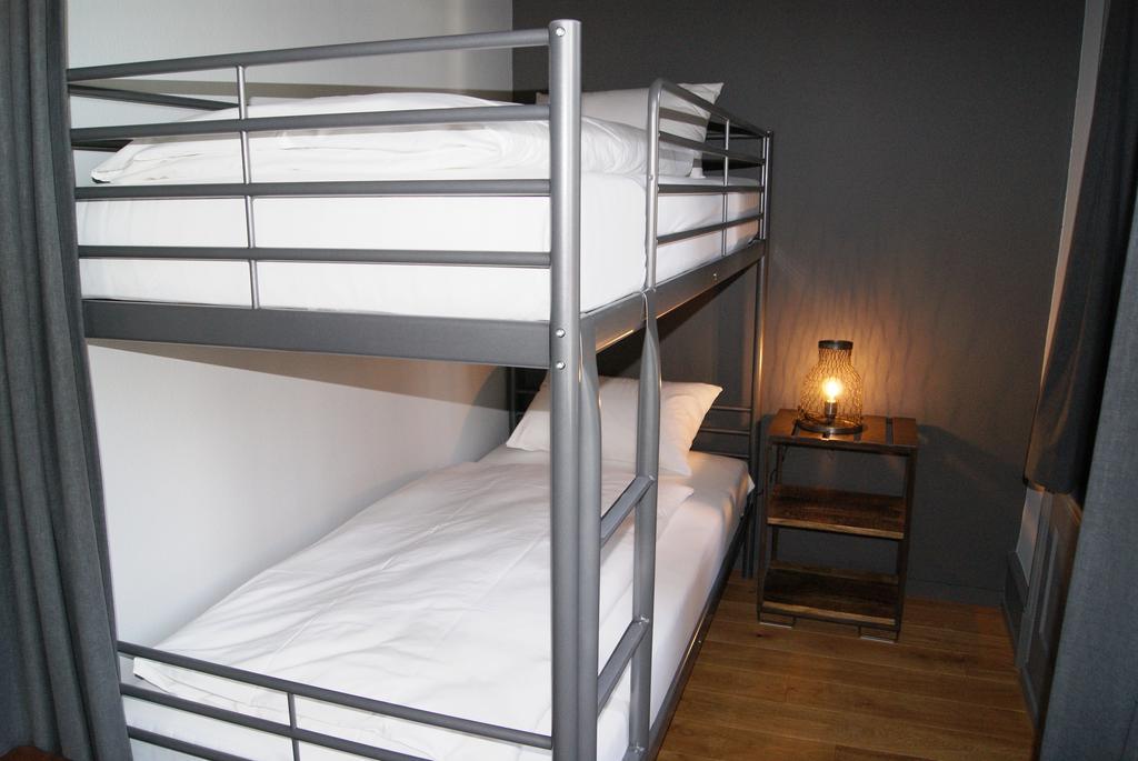 Bed & Bar No.8 - Adults Only Hotell Interlaken Eksteriør bilde